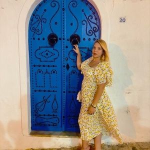 Meet your Posher, Cyrine